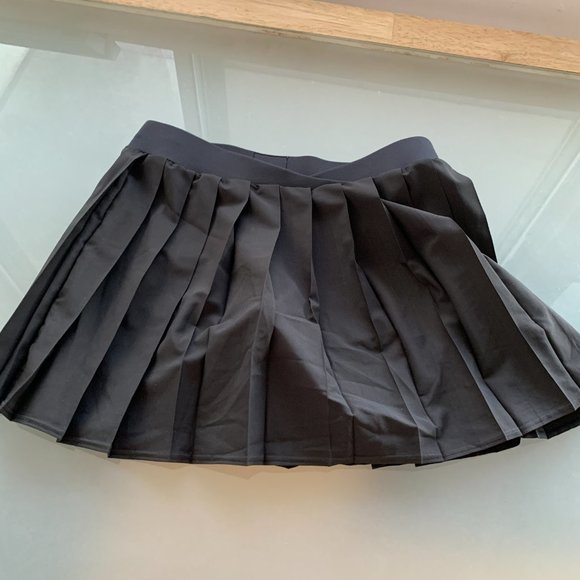 ***RELISTED**BNWT FRANKIES BIKINI WINDY TENNIS MINI SKIRT BLACK SZ XS - Picture 4 of 14